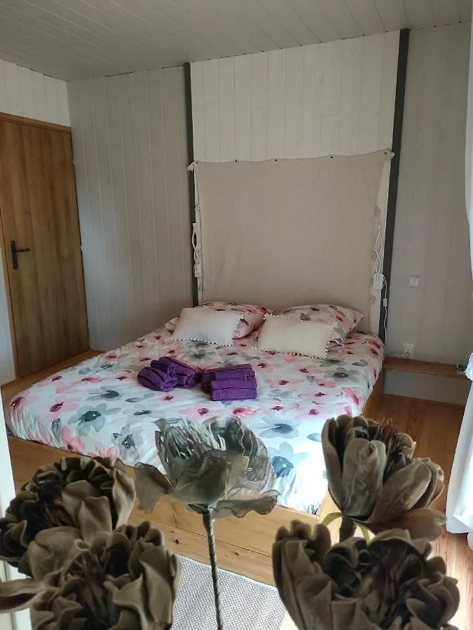 Bed and Breakfast Ofildleau Sillans-la Cascade Bed & Breakfast